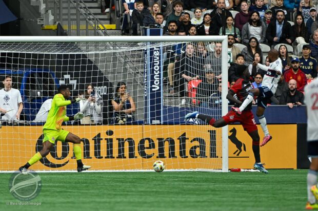 Report and Reaction: Vancouver Whitecaps hit top spot in the West after dominant win over Toronto