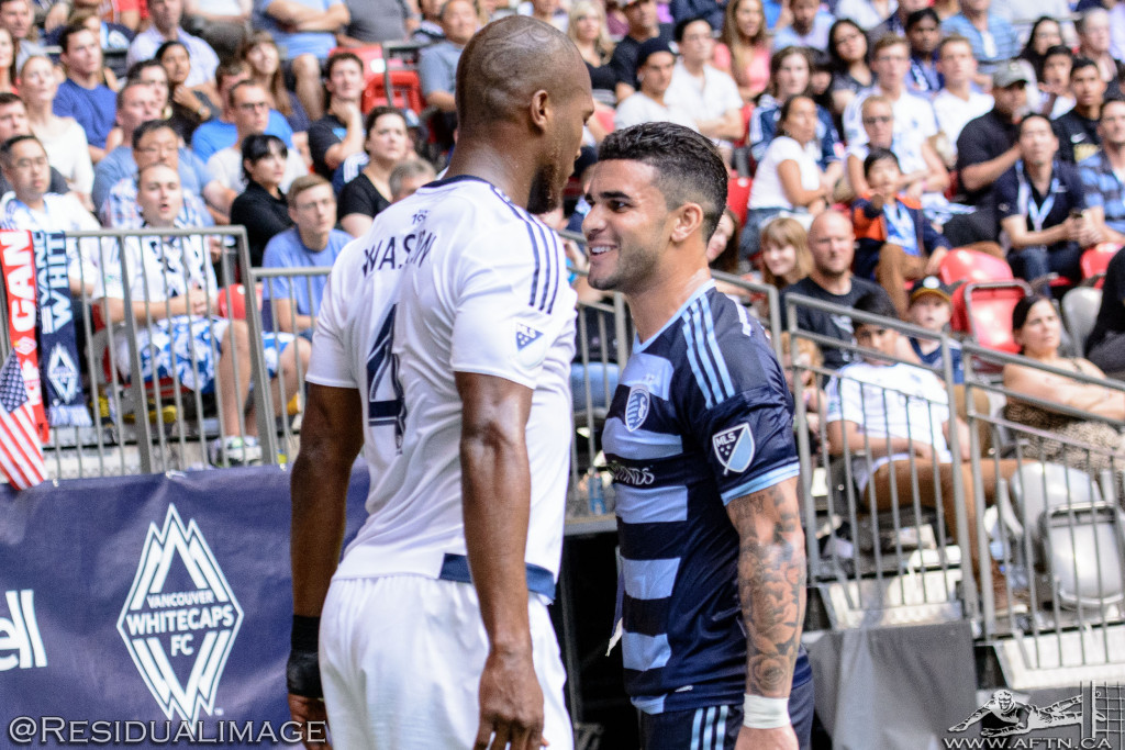 Kendall Waston v Dom Dwyer - The Battle In Pictures (7)