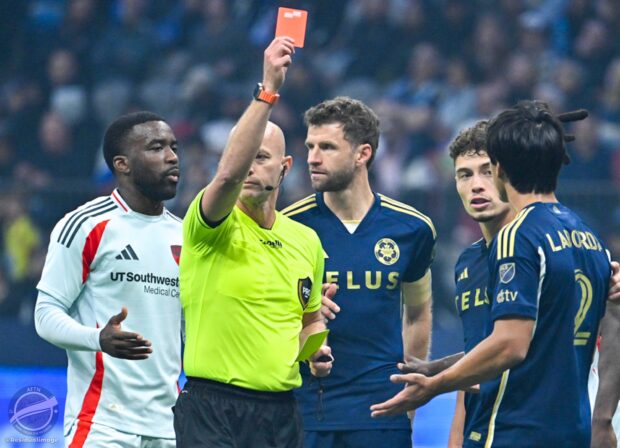 Report and Reaction: Ten-man Whitecaps denied number one seeding in the MLS West in controversial home defeat to Dallas